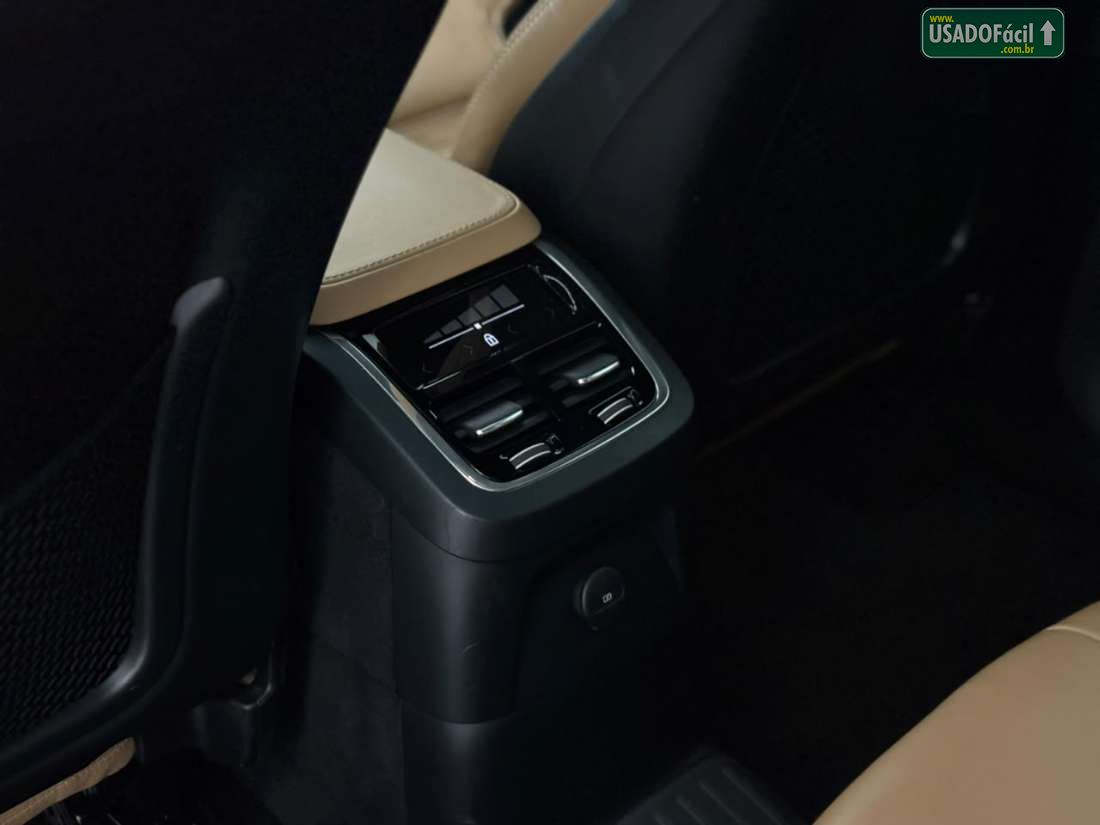 VOLVO Volvo XC 90 T-8 Ultimate 2.0 AWD Híbrido 2022/2023 — foto 17 de 18